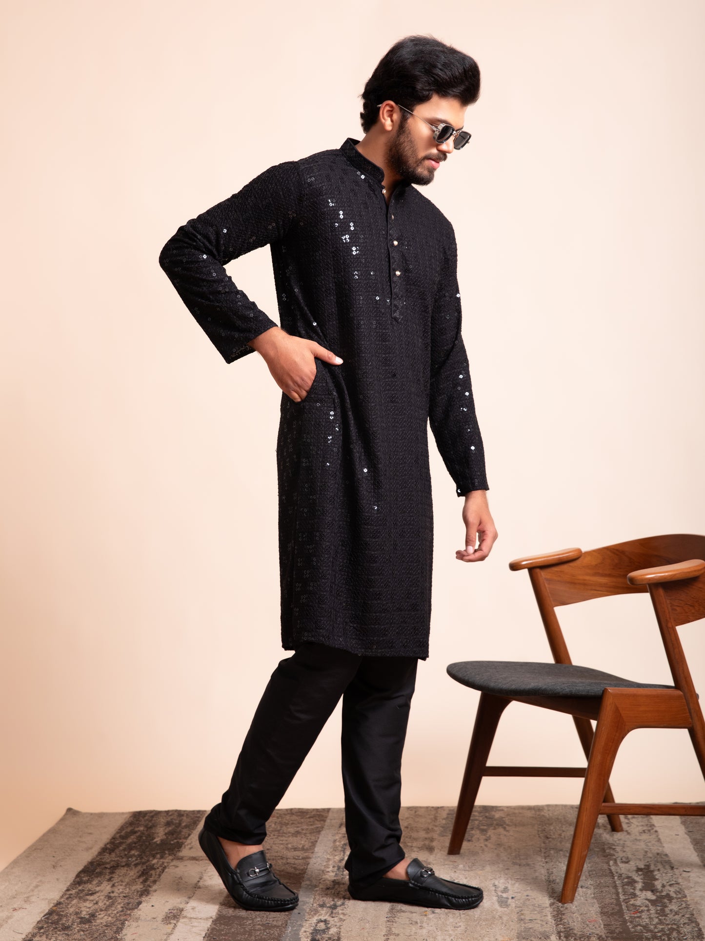 Black Embroidered Sequin Kurta